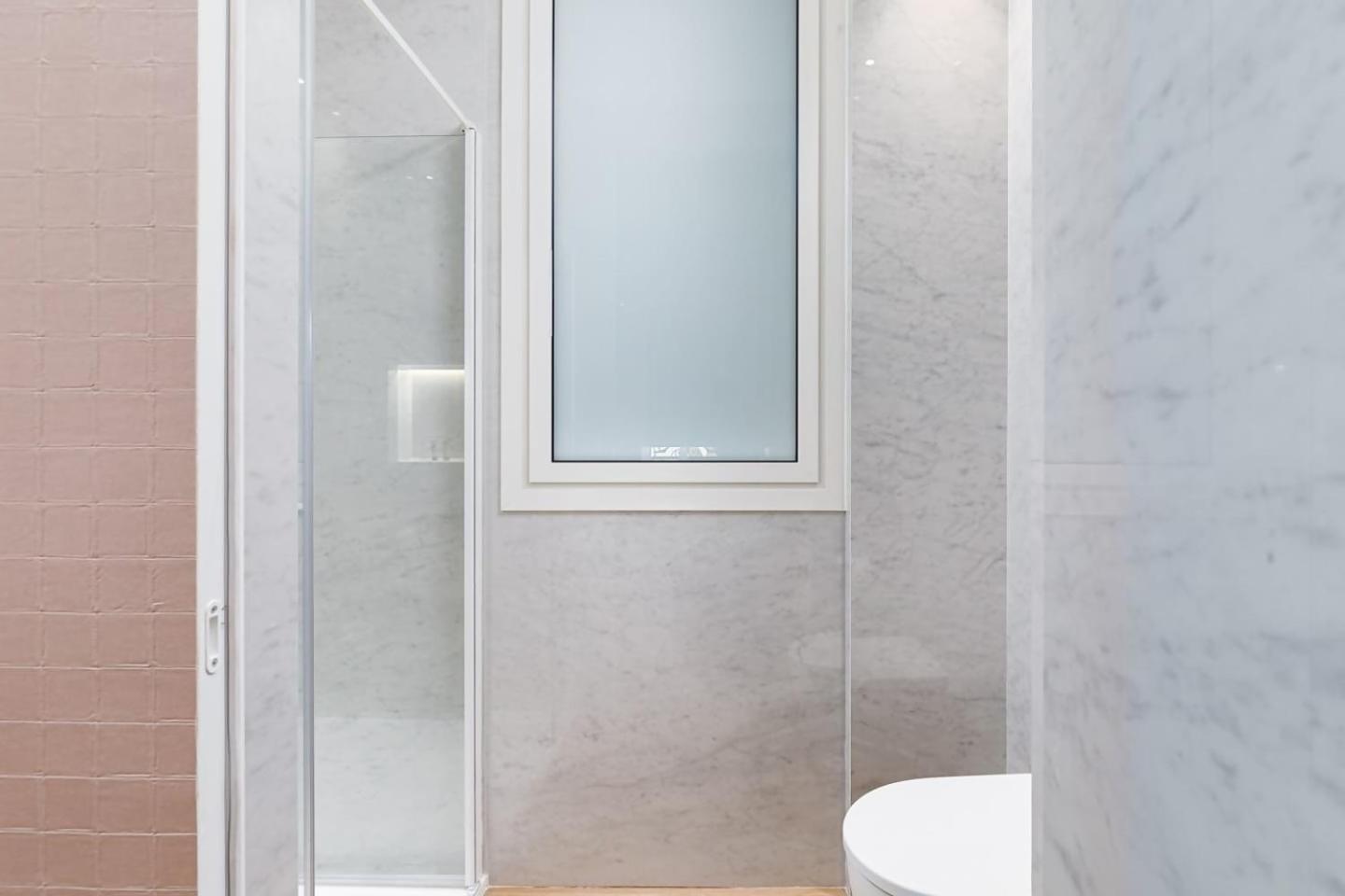 Mondrian New Ac Design Lovers Near La Concha San Sebastian Exterior photo