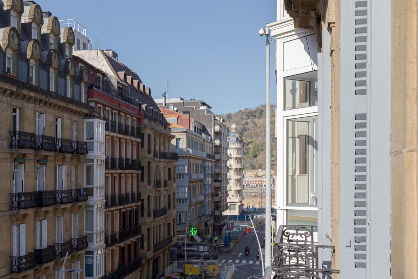 Mondrian New Ac Design Lovers Near La Concha San Sebastian Exterior photo
